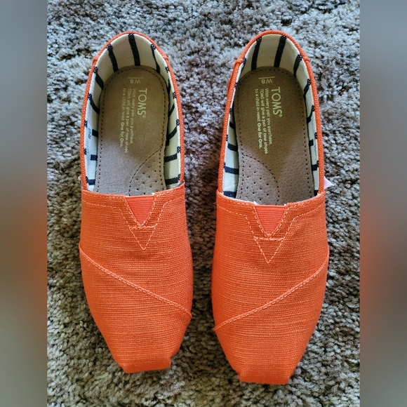 TOMS Tangerine Orange Canvas Womens Alpargata Slip-on Shoes - Picture 2 of 4